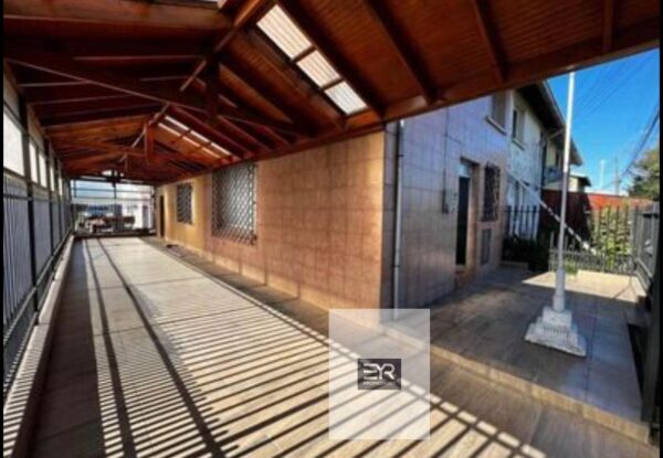 IMG-20250402-WA0021 VENDE CASA AMPLIA EN CORONEL